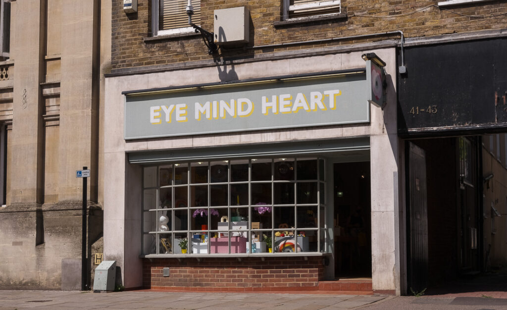 Visit Emh &Bull; Eye Mind Heart Shop